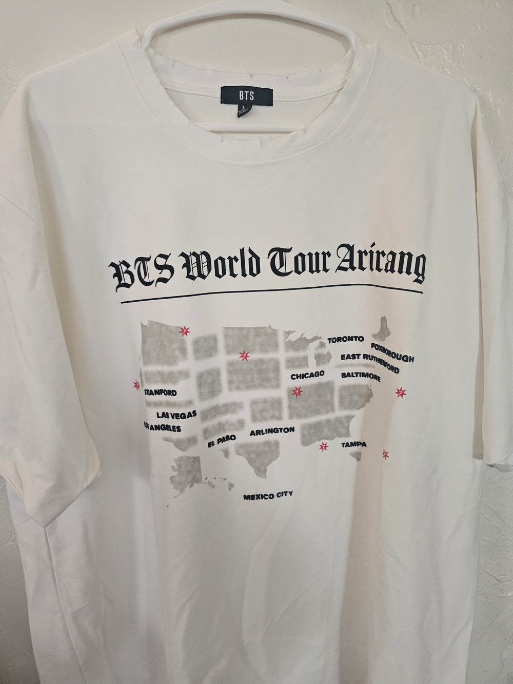 BTS ARIRANG World Tour Map Graphic Tee - White Size Large (New)